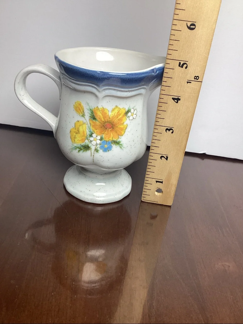 Mikasa Yellow Amy Pattern CA503 Country Club Creamer